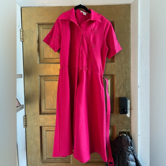 Dresses & Skirts - Vintage hot pink belted dress